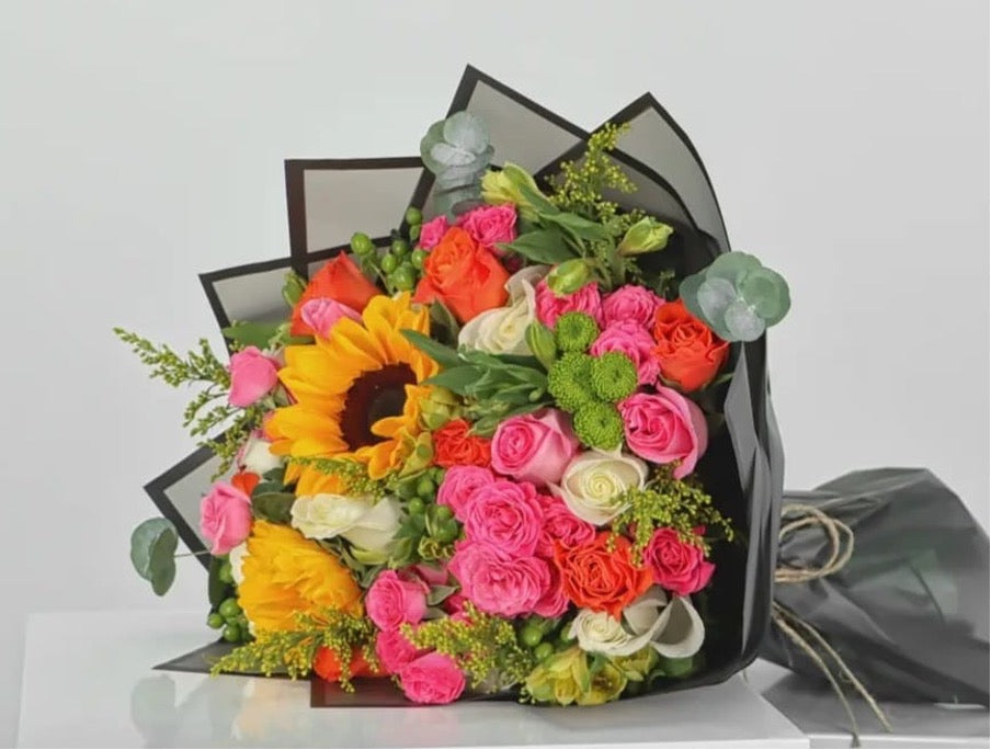 Mix Flowers Black Wrap
